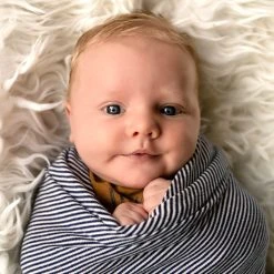 Hoppediz Pucktuch Baby Einschlagdecke In Blau-weiß -Chicco shop hoppediz pucktuch baby einschlagdecke in blau weiss 1