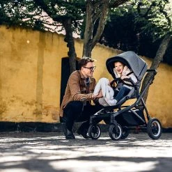 Thule Sleek, Stadtbuggy, Midnight Black -Chicco shop thule sleek stadtbuggy midnight black 1