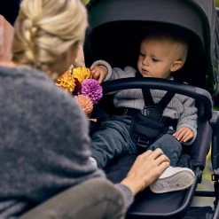 Thule Sleek, Stadtbuggy, Midnight Black -Chicco shop thule sleek stadtbuggy midnight black 2